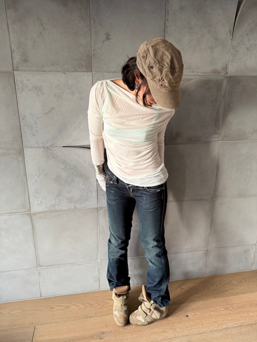 Geel thin cream slouchy top